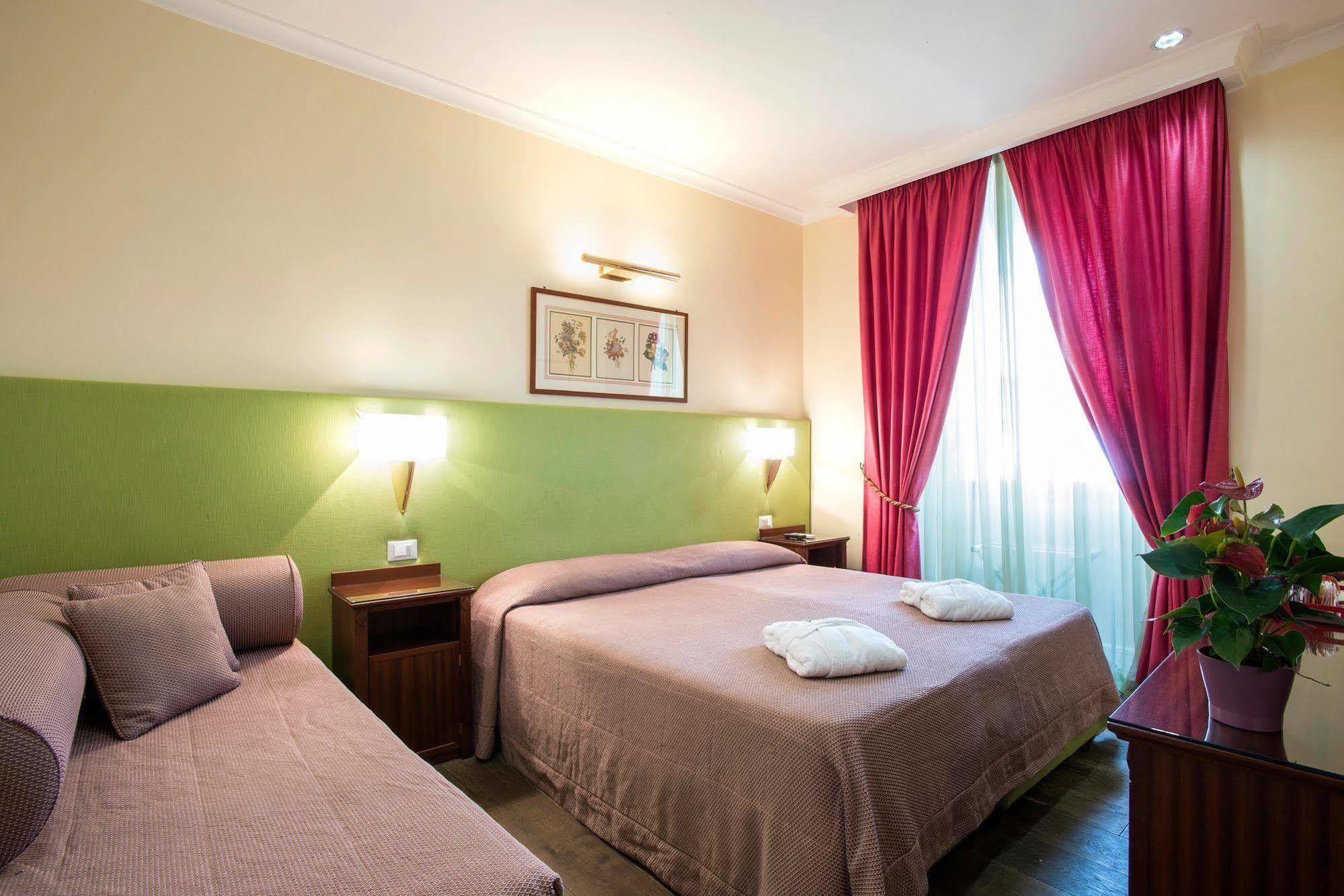 I Giardini Del Quirinale Bed & Breakfast Rome Exterior photo